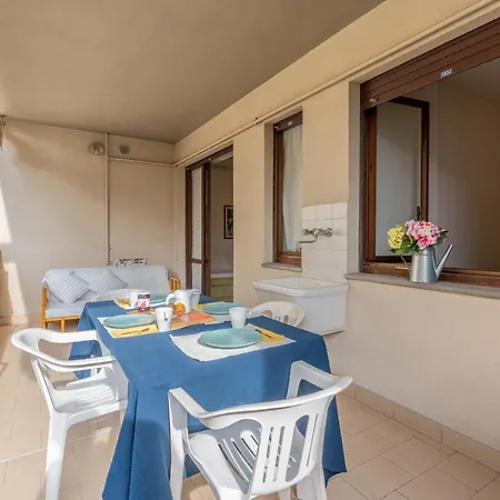 Iris Silvi Vacanza Apartment Silvi Marina